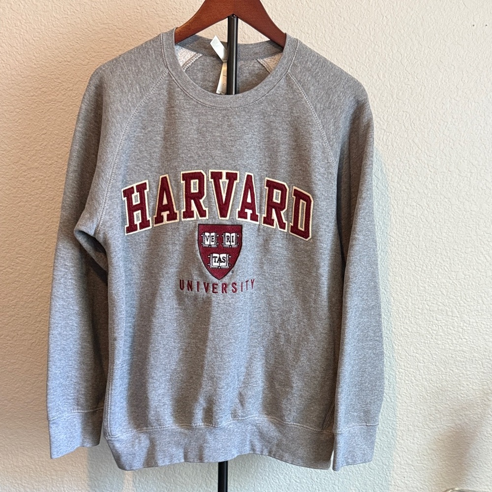 Harvard University Gray Crewneck Sweater with Red Emblem